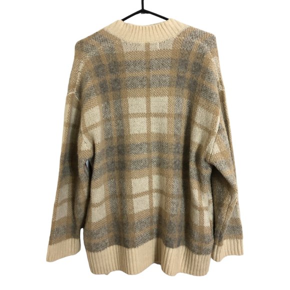 Oak + Fort Fuzzy Oversized Plaid Cardigan - Picture 8 of 11
